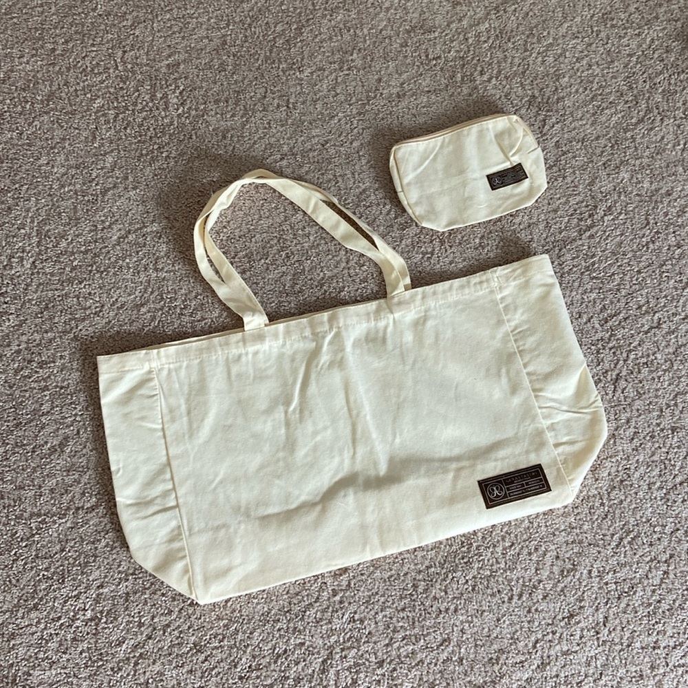 Anastasia Beverly Hills tote & beauty bag